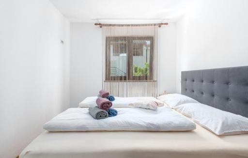 Apartmani Lorena Poreč Exteriör bild